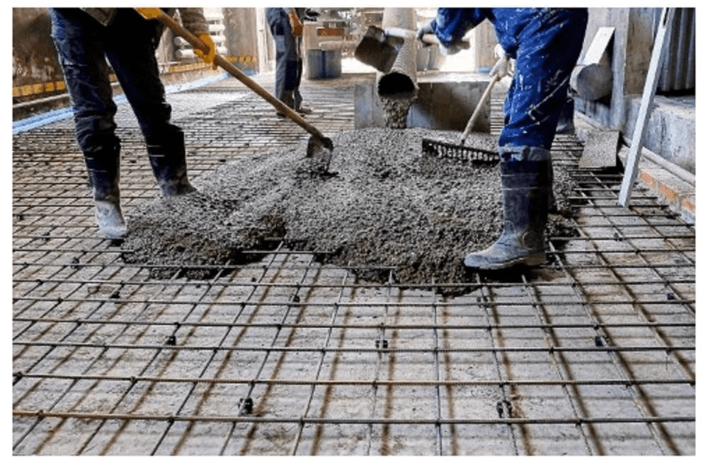 ความแตกต่างเทในการเทคอนกรีตแบบมีและไม่มีไวร์เมช